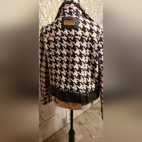 Apple Bottoms cropped jacket - Picture 2 of 14